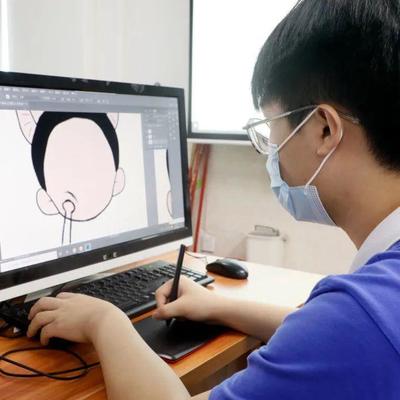 2003班動漫與游戲制作專業(yè)展示——探索動漫、游戲與網(wǎng)站設(shè)計的融合課程體系